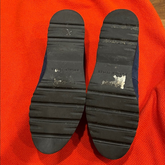 Donald Pliner Women Clio Loafer - Picture 9 of 14